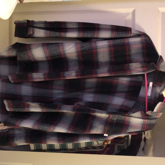 Obey Tops - Obey flannel shirt jacket